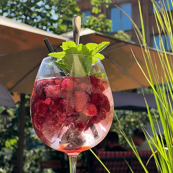 Himbeer Spritzer am Rundell